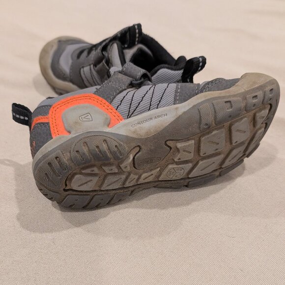 KEEN Kids' Knotch Peak sneakers - Toddler size 10 - Picture 5 of 7